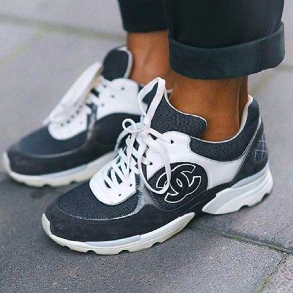 C H A N E L  CC tennis sneackers